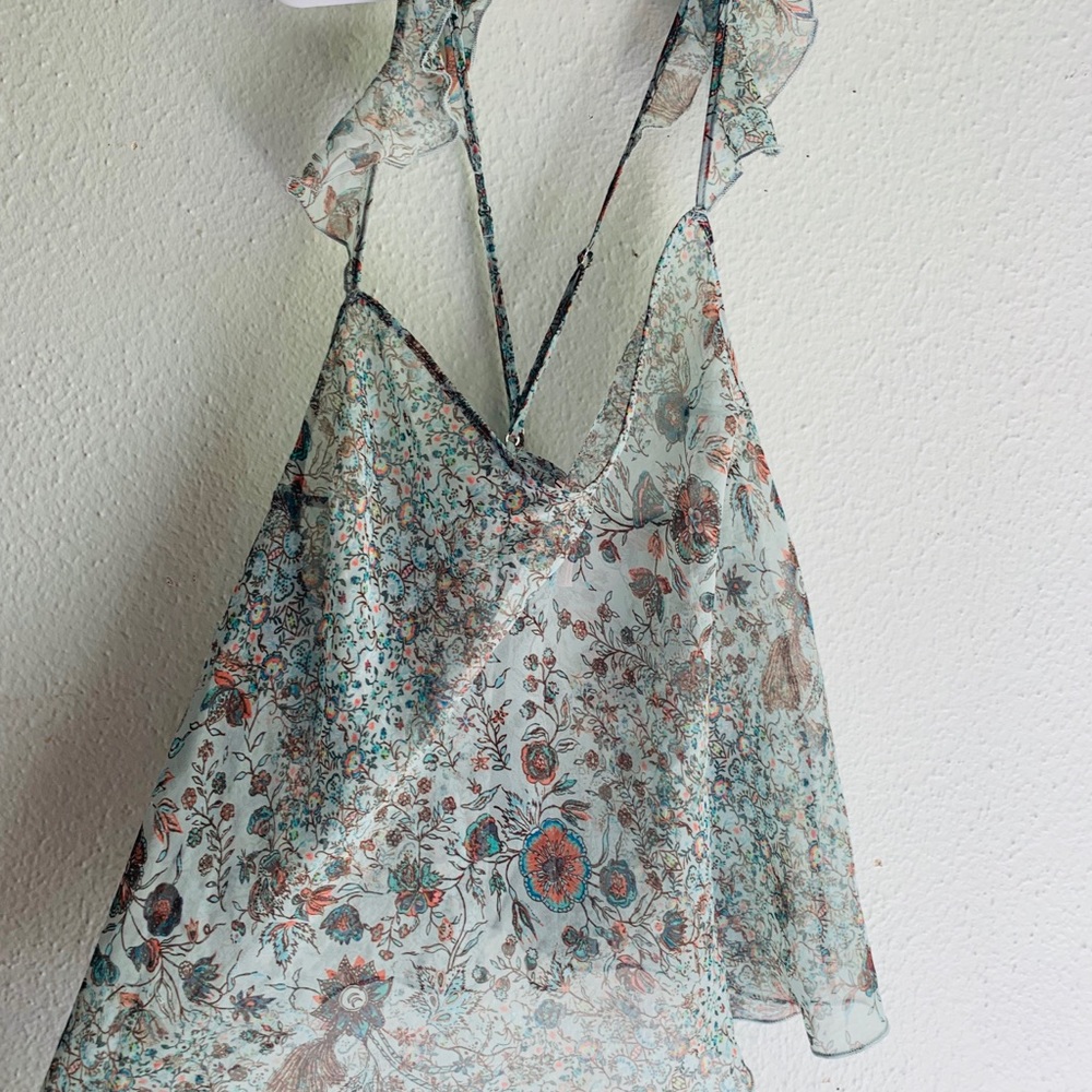 Elegant Victoria’s Secret floral blouse